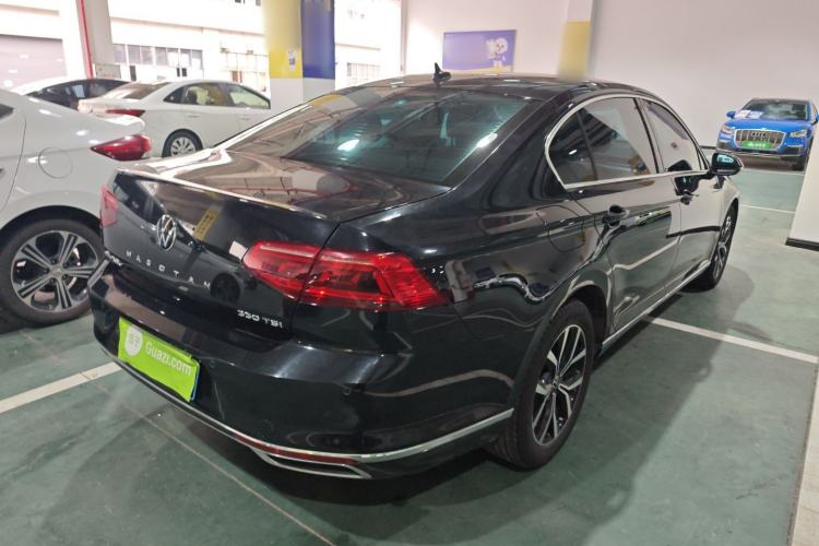 Used Volkswagen Magotan 2020 330TSI DSG Leading Model Rear Right 45 Deg