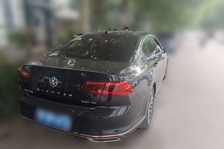 Used Volkswagen Magotan 2020 330TSI DSG Luxury Edition Rear Right 45 Deg