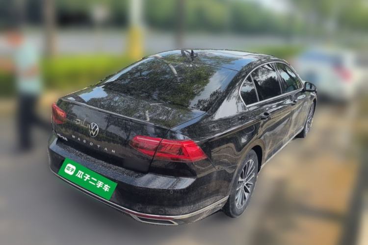 Used Volkswagen Magotan 2020 330TSI DSG Luxury Edition Rear Right 45 Deg