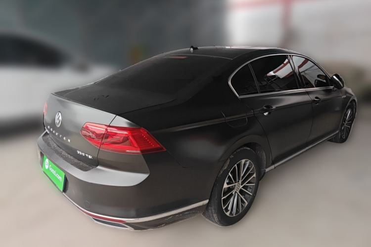 Used Volkswagen Magotan 2020 330TSI DSG Luxury Edition Rear Right 45 Deg