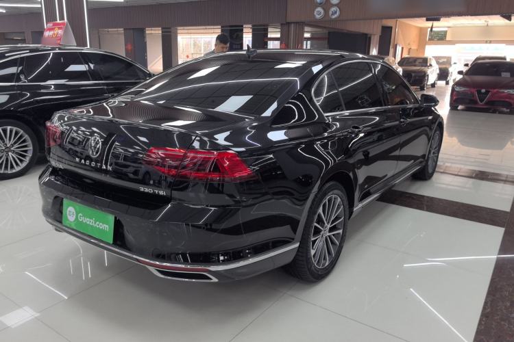 Used Volkswagen Magotan 2020 330TSI DSG Luxury Edition Rear Right 45 Deg