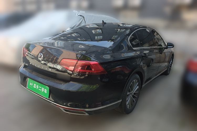 Used Volkswagen Magotan 2020 330TSI DSG Luxury Edition Rear Right 45 Deg