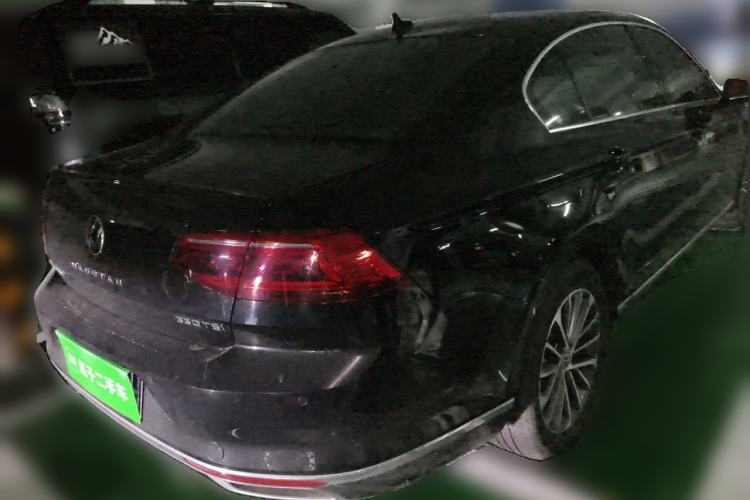 Used Volkswagen Magotan 2020 330TSI DSG Luxury Edition Rear Right 45 Deg
