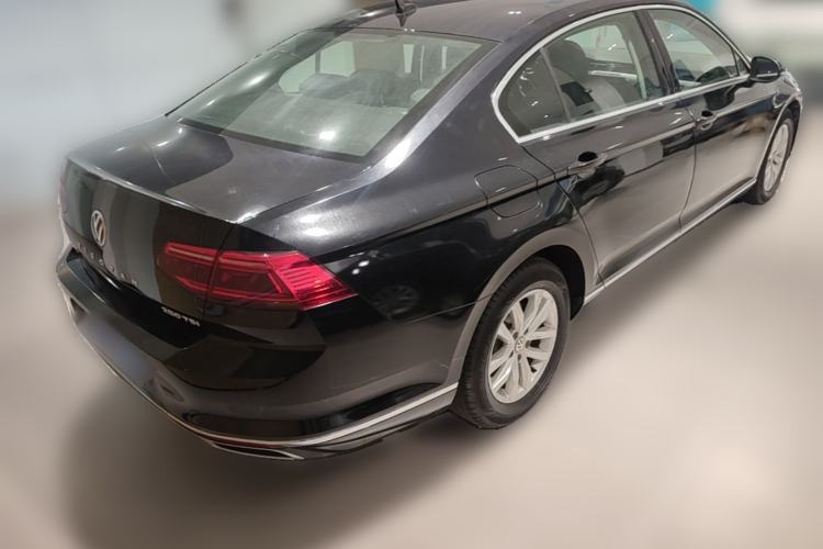 Used Volkswagen Magotan 2020 280TSI DSG Comfort Edition Rear Right 45 Deg