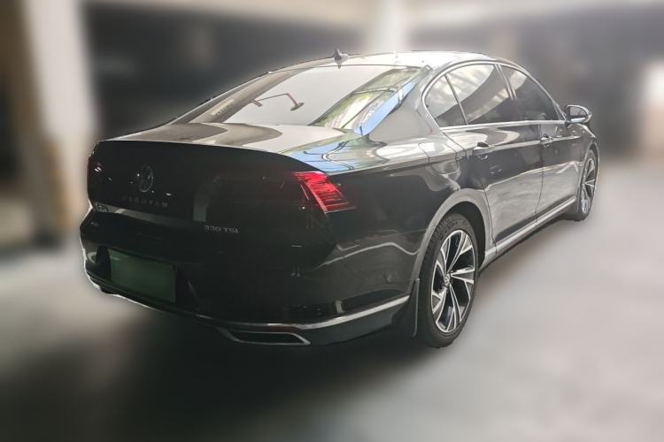 Used Volkswagen Magotan 2020 330TSI DSG Leading Model Rear Right 45 Deg