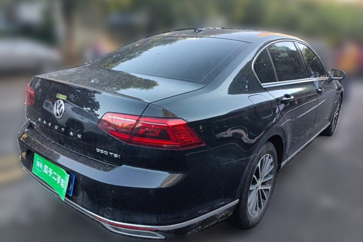 Used Volkswagen Magotan 2020 330TSI DSG Luxury Edition Rear Right 45 Deg
