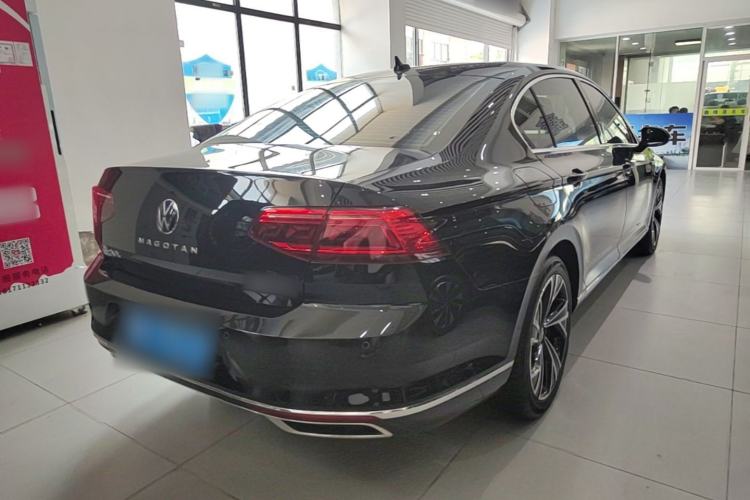 Used Volkswagen Magotan 2020 330TSI DSG Luxury Edition Rear Right 45 Deg