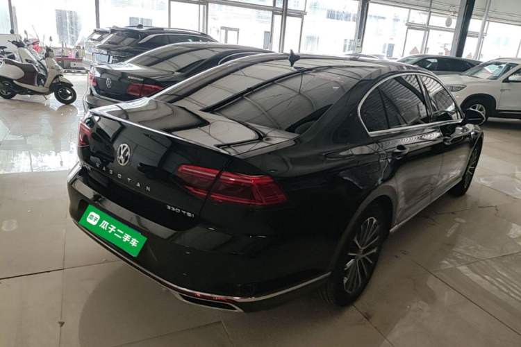Used Volkswagen Magotan 2020 330TSI DSG Luxury Edition Rear Right 45 Deg