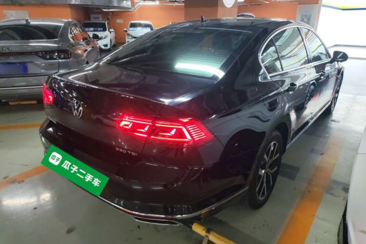 Used Volkswagen Magotan 2020 330TSI DSG Leading Model Rear Right 45 Deg