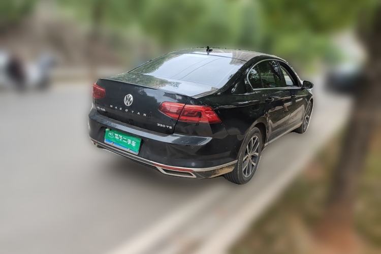 Used Volkswagen Magotan 2020 330TSI DSG Leading Model Rear Right 45 Deg