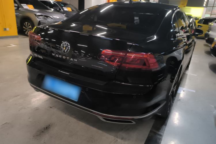 Used Volkswagen Magotan 2020 330TSI DSG Luxury Edition Rear Right 45 Deg