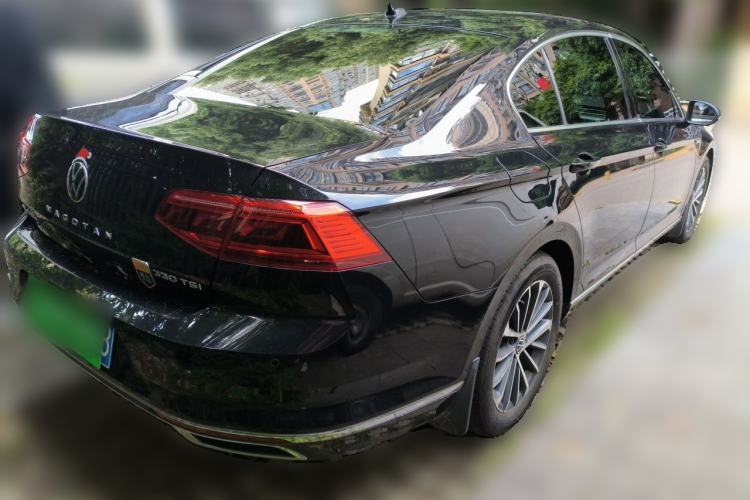 Used Volkswagen Magotan 2020 330TSI DSG Luxury Edition Rear Right 45 Deg