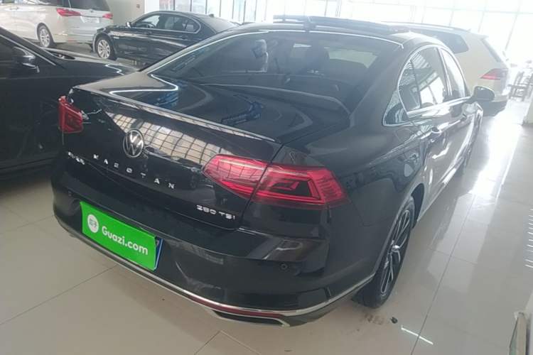 Used Volkswagen Magotan 2020 280TSI DSG Comfort Edition Rear Right 45 Deg