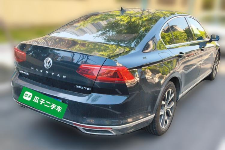 Used Volkswagen Magotan 2020 330TSI DSG Leading Model Rear Right 45 Deg
