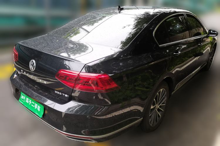 Used Volkswagen Magotan 2020 330TSI DSG Luxury Edition Rear Right 45 Deg