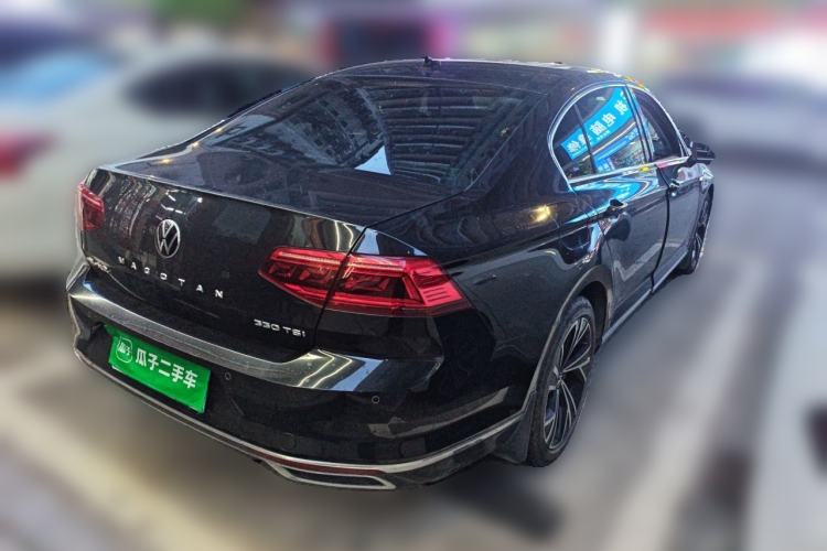 Used Volkswagen Magotan 2020 330TSI DSG Luxury Edition Rear Right 45 Deg