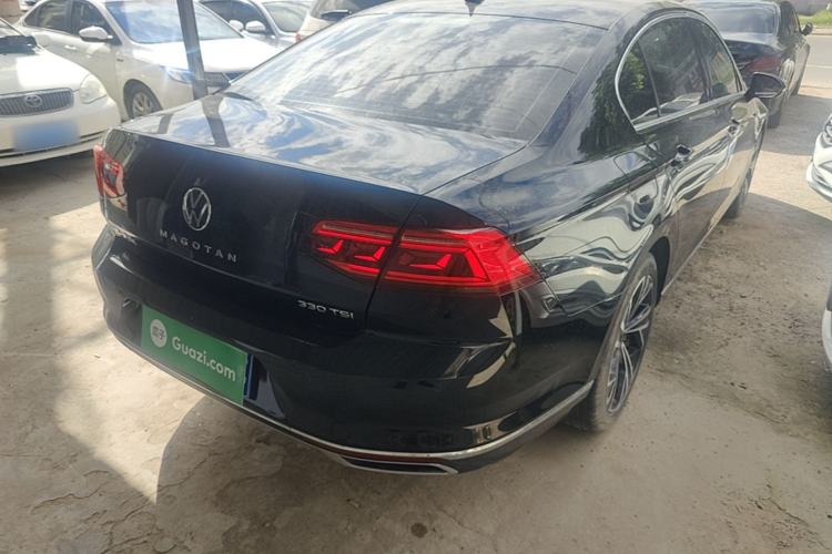 Used Volkswagen Magotan 2020 330TSI DSG Luxury Edition Rear Right 45 Deg
