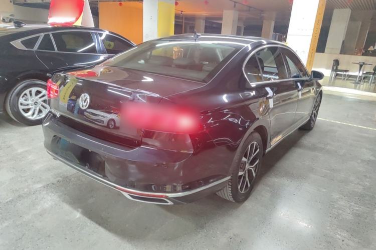 Used Volkswagen Magotan 2020 280TSI DSG Comfort Edition Rear Right 45 Deg