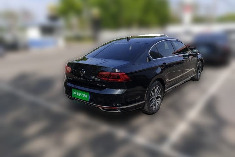 Used Volkswagen Magotan 2020 330TSI DSG Leading Model Rear Right 45 Deg