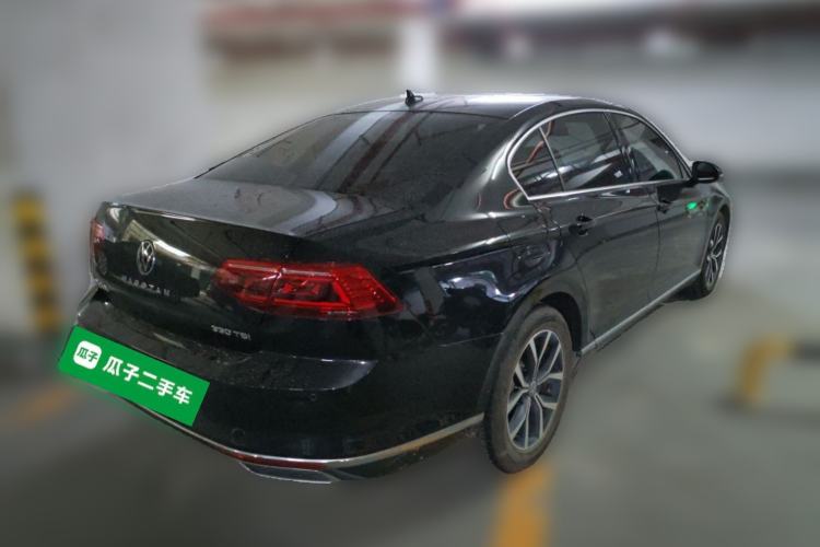 Used Volkswagen Magotan 2020 330TSI DSG Leading Model Rear Right 45 Deg