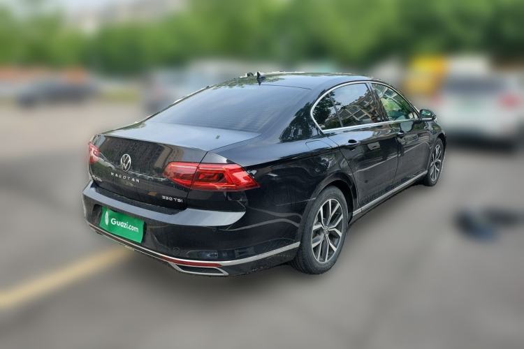 Used Volkswagen Magotan 2020 280TSI DSG Comfort Edition Rear Right 45 Deg