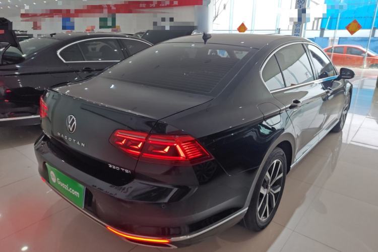 Used Volkswagen Magotan 2020 330TSI DSG Leading Model Rear Right 45 Deg