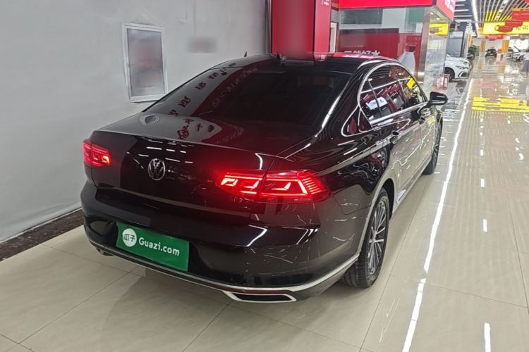 Used Volkswagen Magotan 2020 330TSI DSG Luxury Edition Rear Right 45 Deg