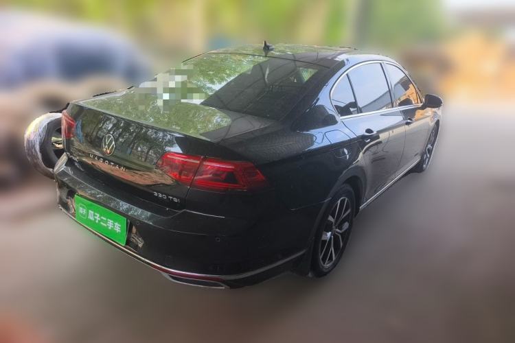 Used Volkswagen Magotan 2020 330TSI DSG Leading Model Rear Right 45 Deg