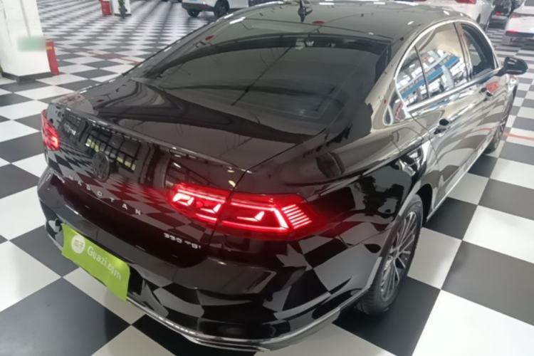 Used Volkswagen Magotan 2020 330TSI DSG Luxury Edition Rear Right 45 Deg
