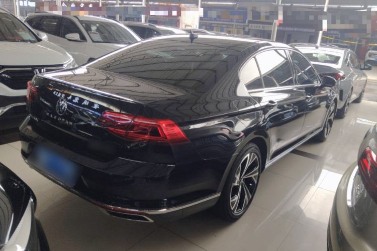 Used Volkswagen Magotan 2020 330TSI DSG Leading Model Rear Right 45 Deg