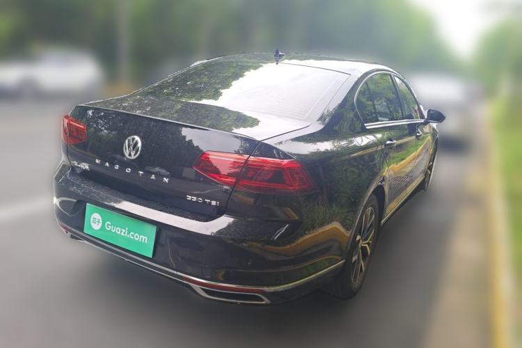 Used Volkswagen Magotan 2020 280TSI DSG Comfort Edition Rear Right 45 Deg