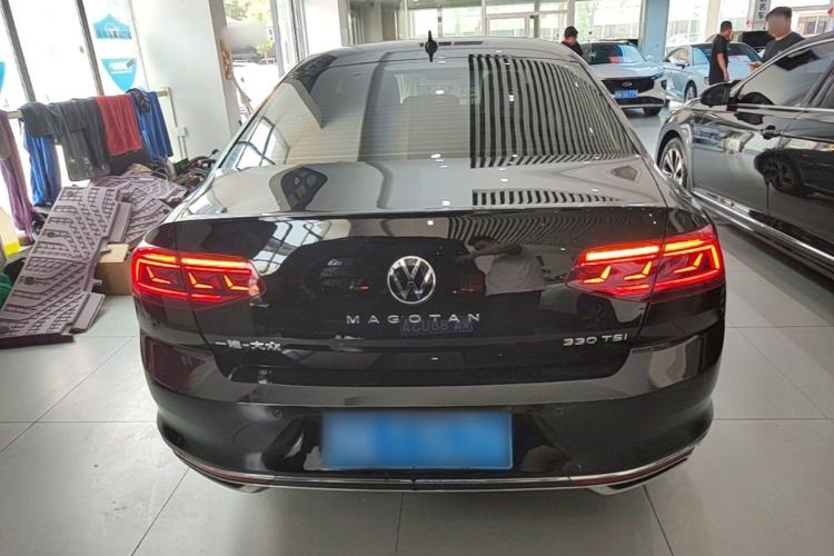Used Volkswagen Magotan 2020 330TSI DSG Luxury Edition Rear