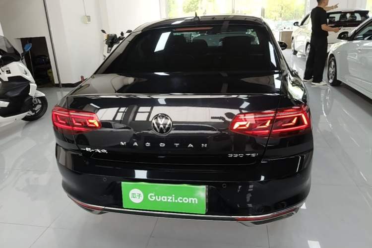 Used Volkswagen Magotan 2020 280TSI DSG Comfort Edition Rear