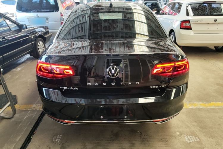 Used Volkswagen Magotan 2020 330TSI DSG Leading Model Rear