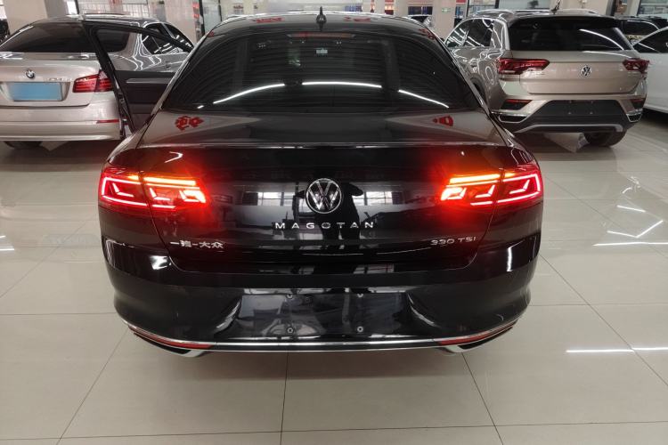 Used Volkswagen Magotan 2020 330TSI DSG Leading Model Rear