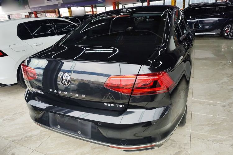 Used Volkswagen Magotan 2020 330TSI DSG Leading Model Rear