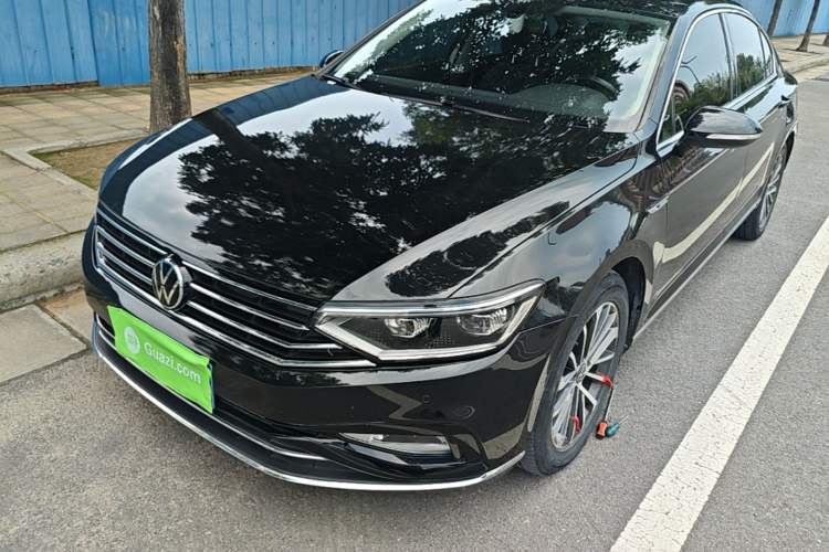 Used Volkswagen Magotan 2020 330TSI DSG Luxury Edition Guazi used car, China used car export, Used car for sale, Used cars, Cheapest cars for sale