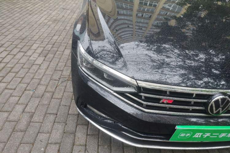 Used Volkswagen Magotan 2020 380TSI DSG Luxury Version Right Front Headlight