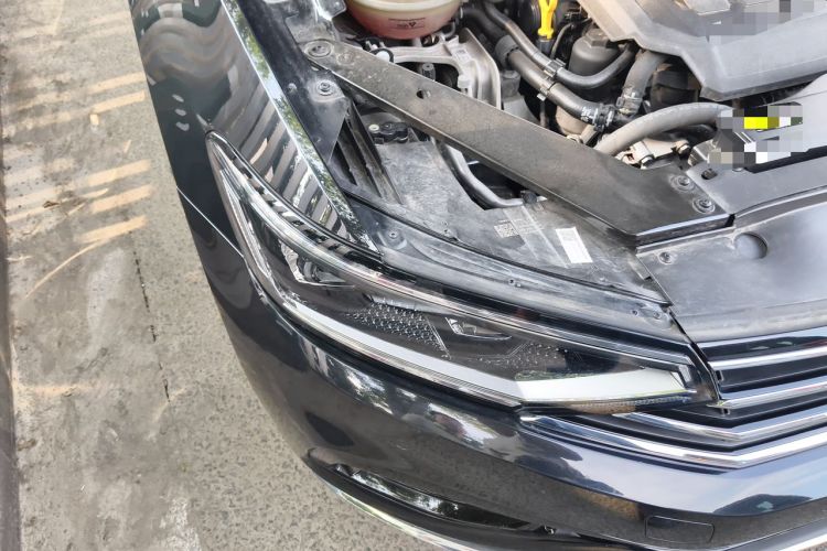 Used Volkswagen Magotan 2020 330TSI DSG Leading Model Right Front Headlight