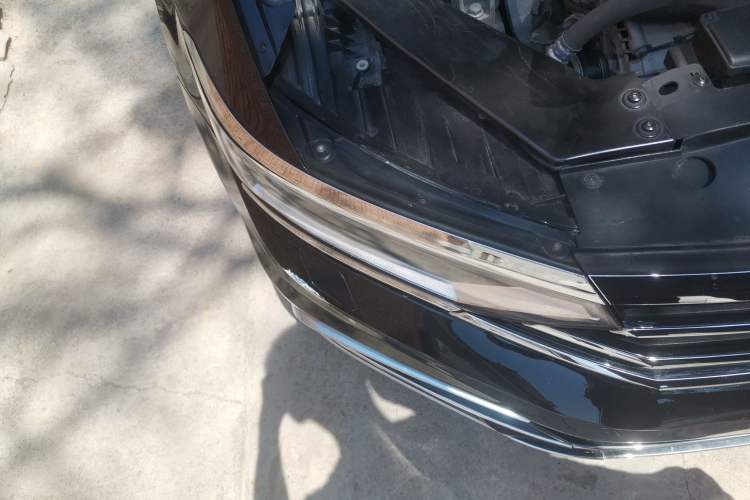Used Volkswagen Magotan 2020 330TSI DSG Luxury Edition Right Front Headlight