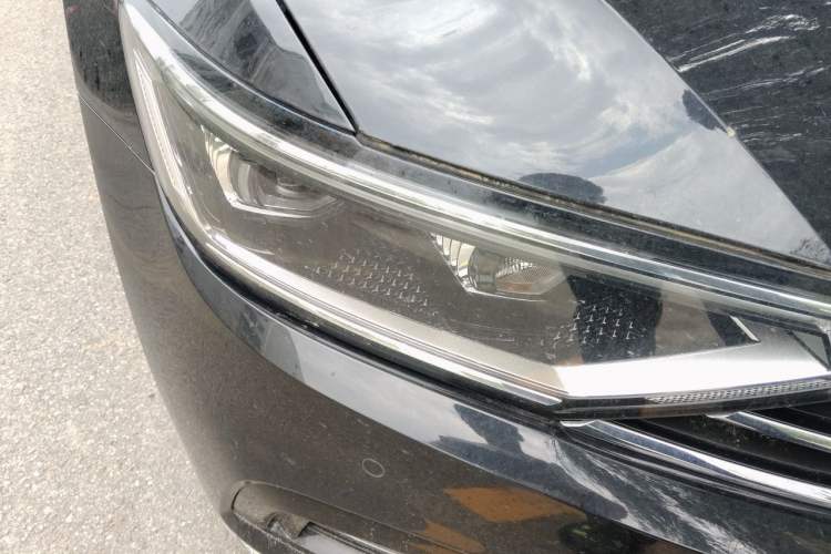 Used Volkswagen Magotan 2020 330TSI DSG Luxury Edition Right Front Headlight