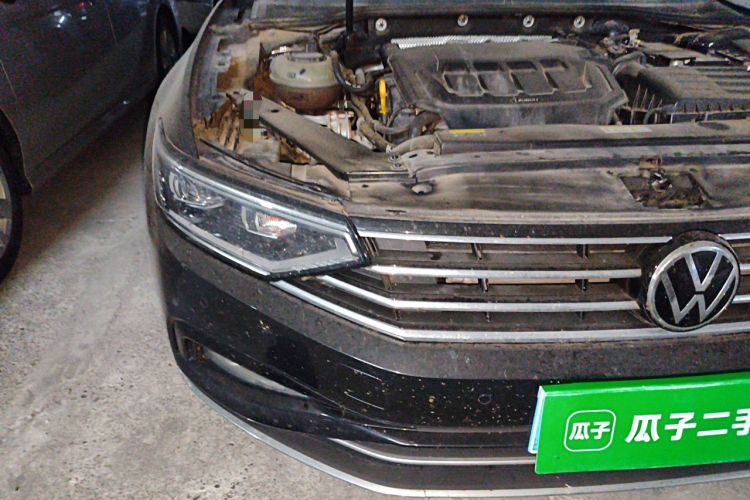 Used Volkswagen Magotan 2020 330TSI DSG Luxury Edition Right Front Headlight