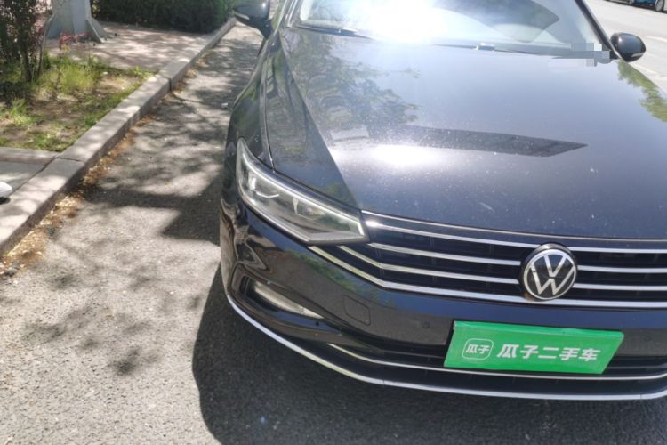 Used Volkswagen Magotan 2020 280TSI DSG Comfort Edition Right Front Headlight