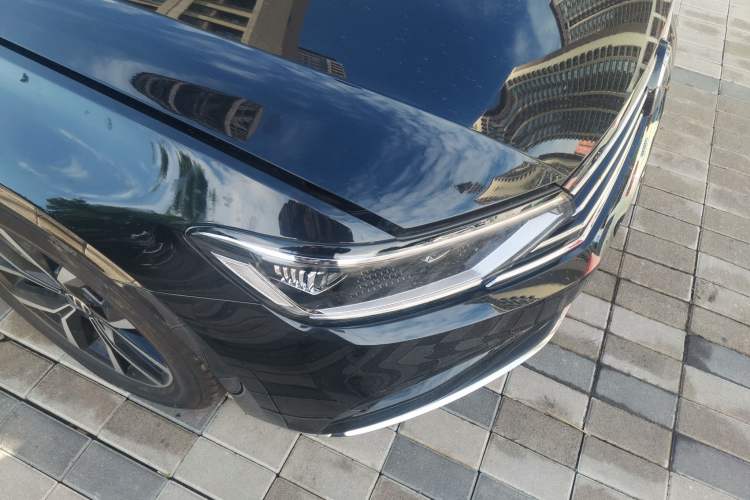 Used Volkswagen Magotan 2020 330TSI DSG Leading Model Right Front Headlight