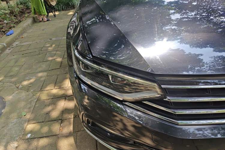 Used Volkswagen Magotan 2020 280TSI DSG Comfort Edition Right Front Headlight