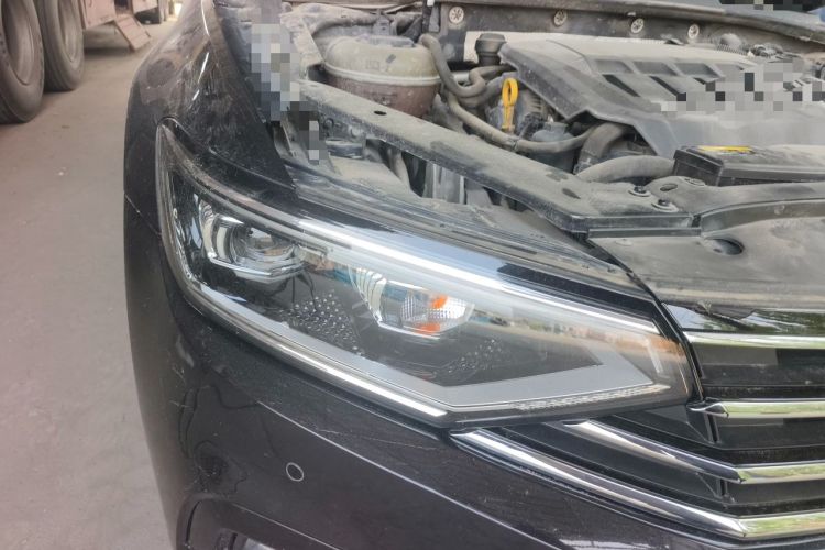 Used Volkswagen Magotan 2020 330TSI DSG Leading Model Right Front Headlight