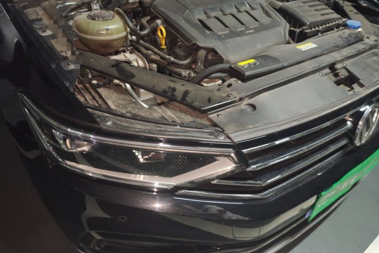 Used Volkswagen Magotan 2020 330TSI DSG Leading Model Right Front Headlight