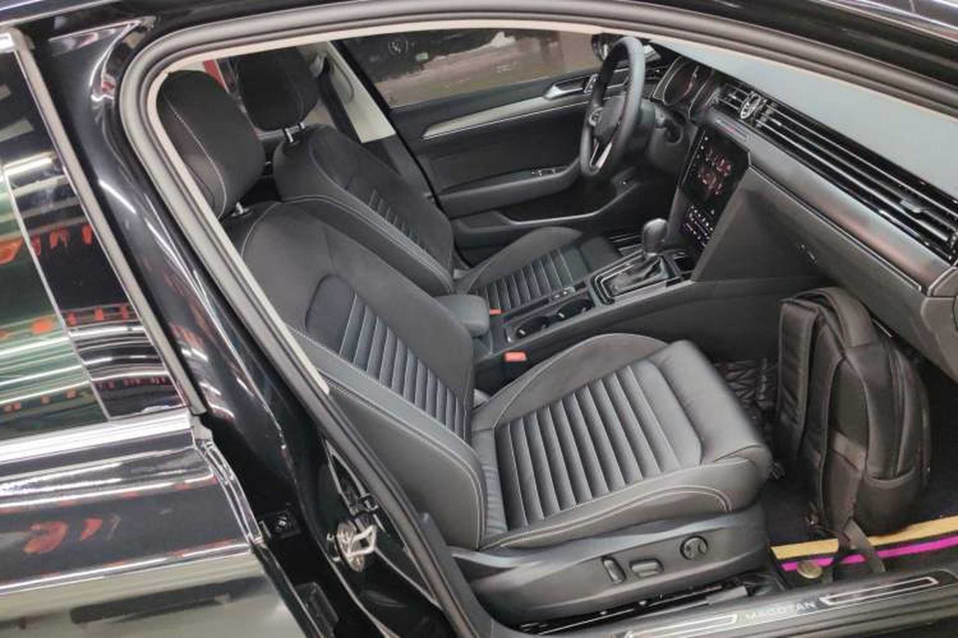 Used Volkswagen Magotan 2020 330TSI DSG Leading Model Right Front Seat