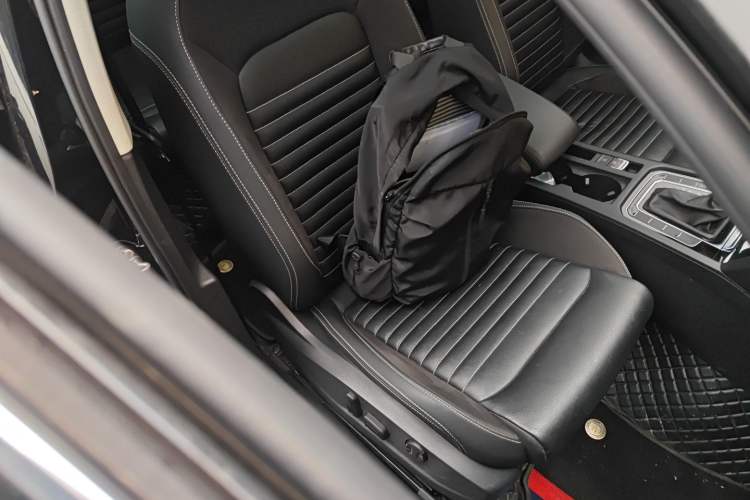 Used Volkswagen Magotan 2020 330TSI DSG Leading Model Right Front Seat