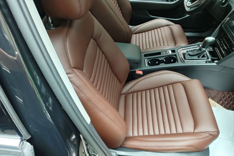 Used Volkswagen Magotan 2020 330TSI DSG Leading Model Right Front Seat
